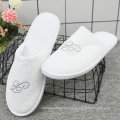 Personalized custom logo hotel guest slipper coral fleece